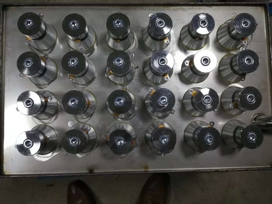 Tấm rung dao động AC 220 V 28KHZ Tần số dày 2 mm